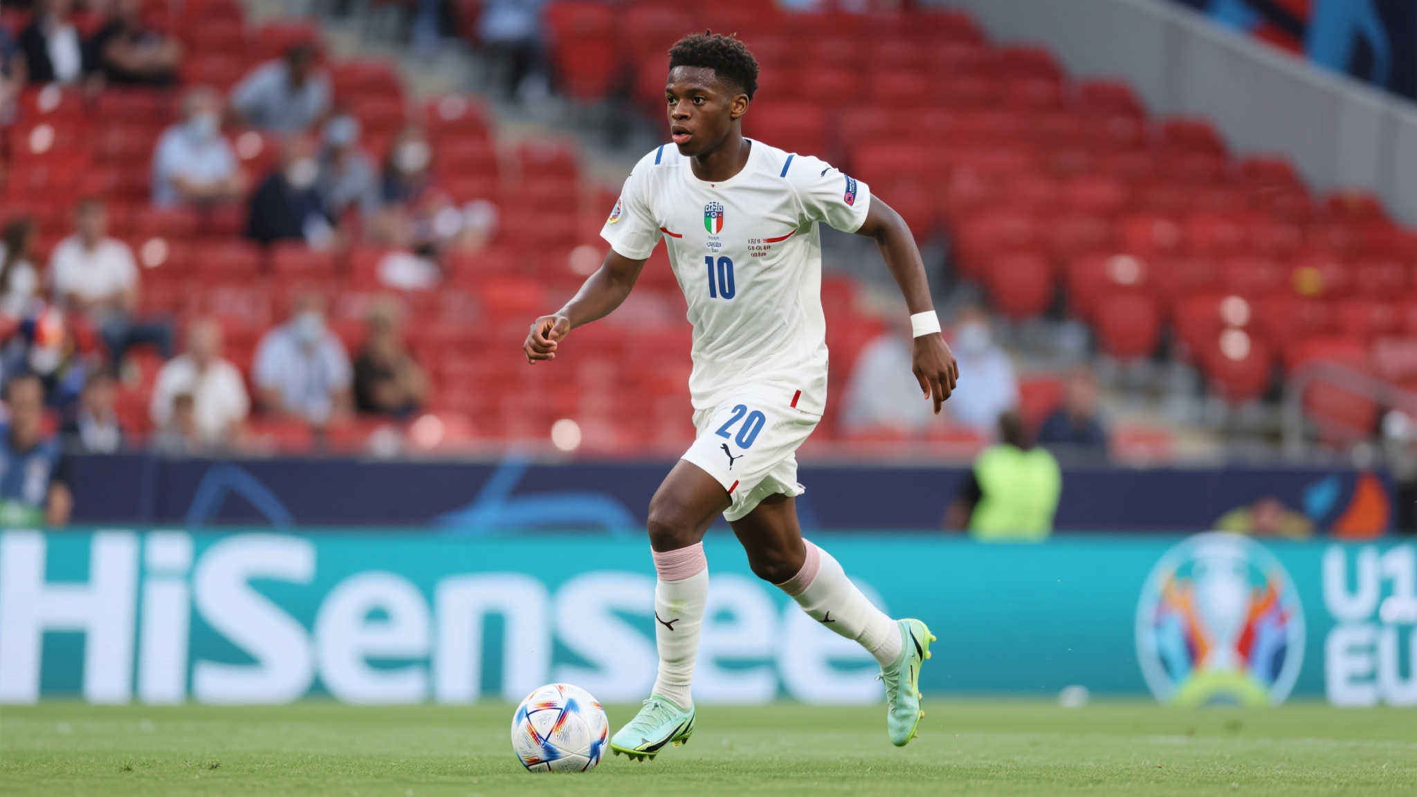 世界杯滚球游戏中心